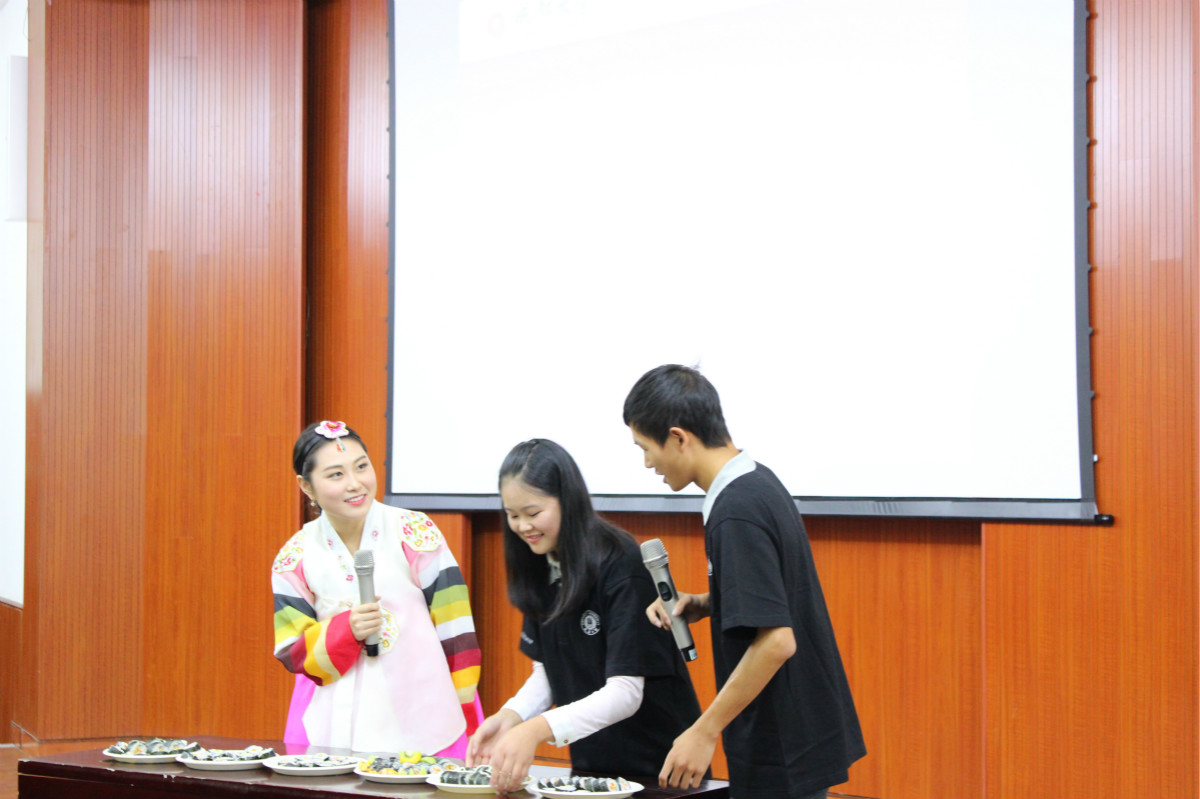 IMG_8930_meitu_5.jpg IMG_8930_meitu_5.jpg